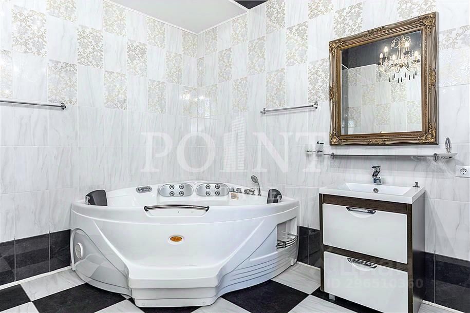 Продажа 5-комн квартиры на вторичном рынке Береговая улица, 4к10