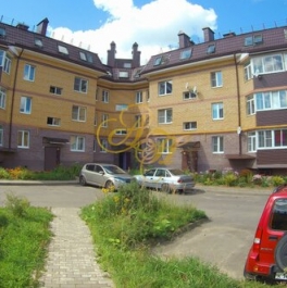 Продажа 2-комн квартиры на вторичном рынке Серпухов, Театральная улица,  д. 26А