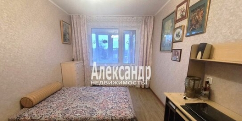 3-комн квартира Бобыльская дорога,  д. 57