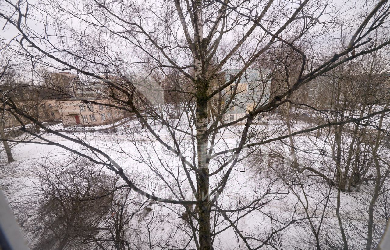 Продажа 1-комн квартиры на вторичном рынке улица Карпинского, 26