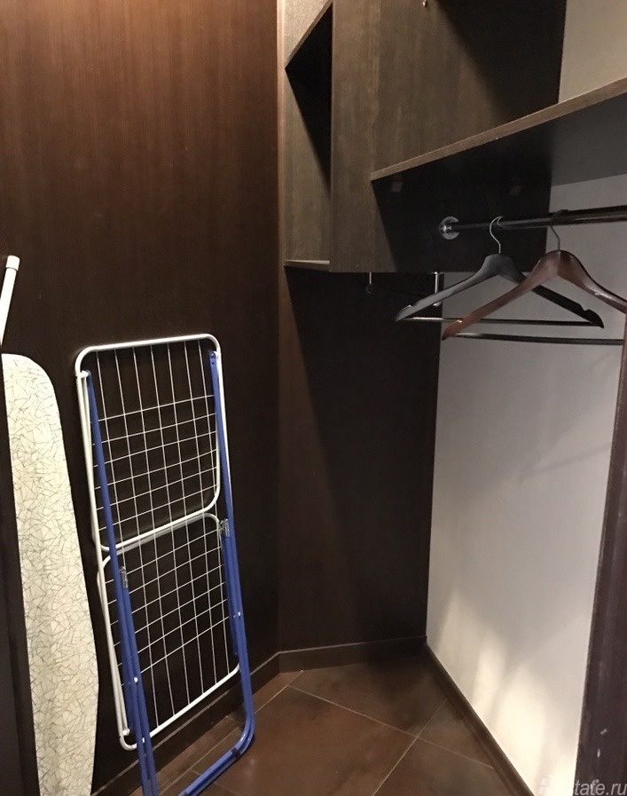 Аренда 3-комн квартиры на вторичном рынке Оренбургская ул,  д. 2