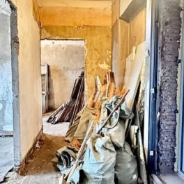 Продажа 2-комн квартиры на вторичном рынке ул Седова,  д. 63