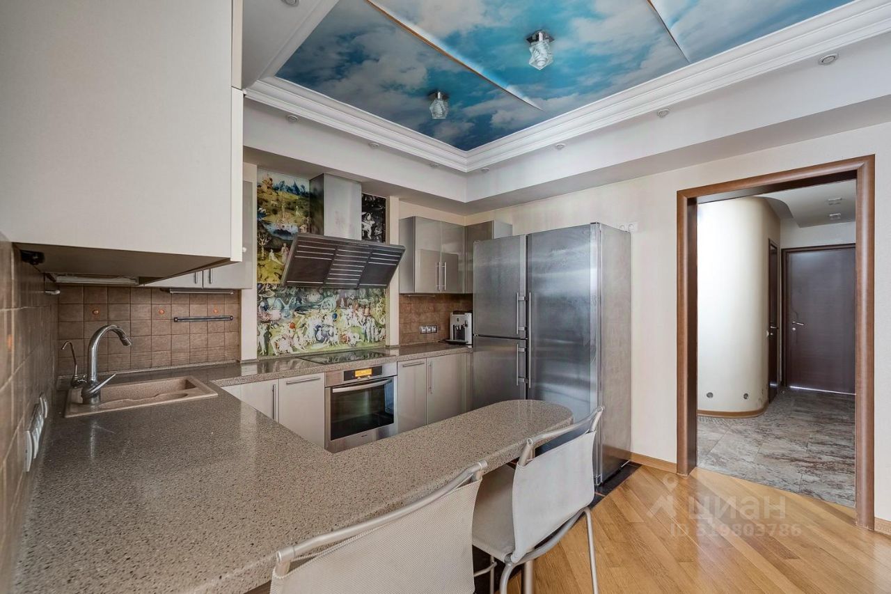 Продажа 5-комн квартиры на вторичном рынке 4-й Вятский переулок, 16К2