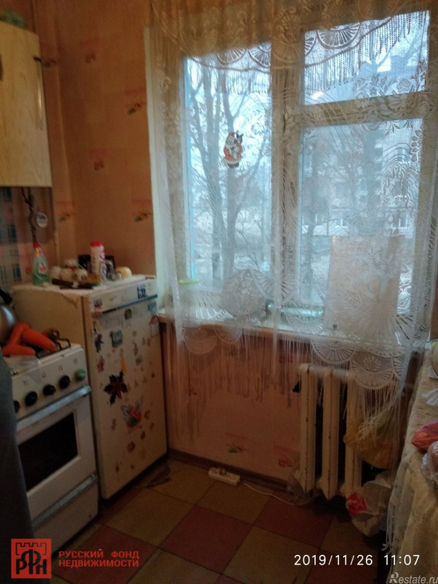 Продажа 1-комн квартиры на вторичном рынке Гостилицы дер., Комсомольская ул. ,  д. 4