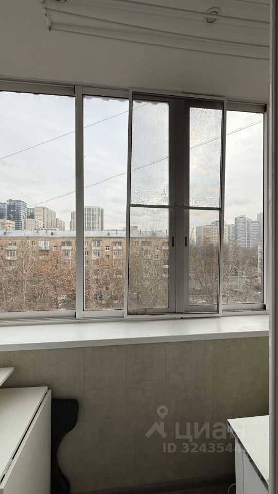 Продажа 2-комн квартиры на вторичном рынке улица Литвина-Седого, 2/13кВс1