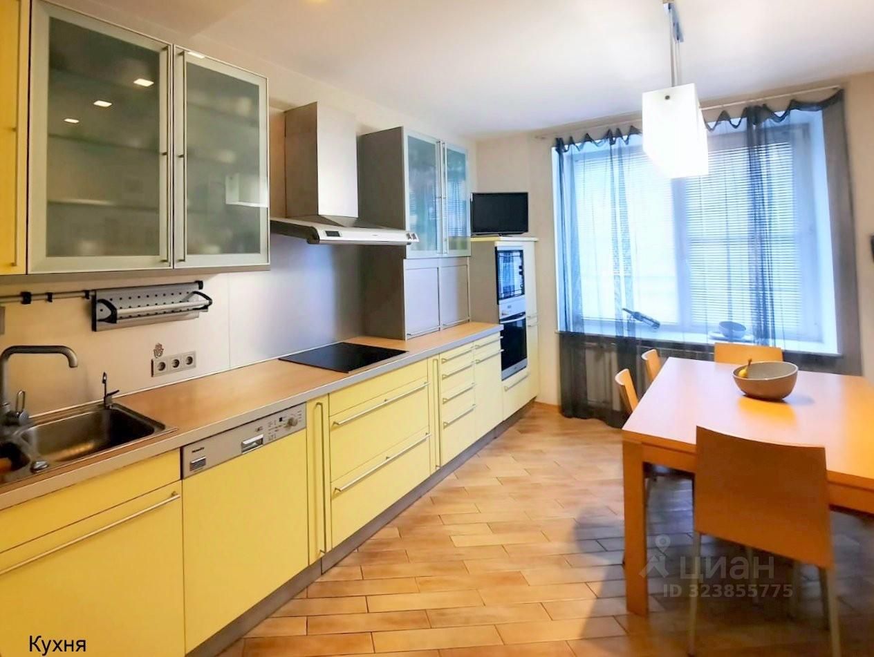 Продажа 4-комн квартиры на вторичном рынке улица Фрунзе, 19к2