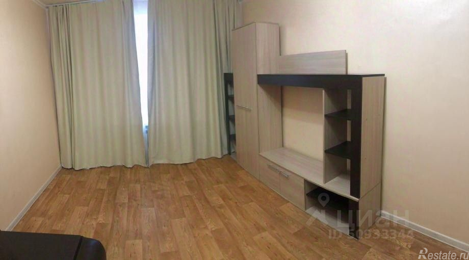 Аренда 2-комн квартиры на вторичном рынке Стрельбищенский пер,  д. 10