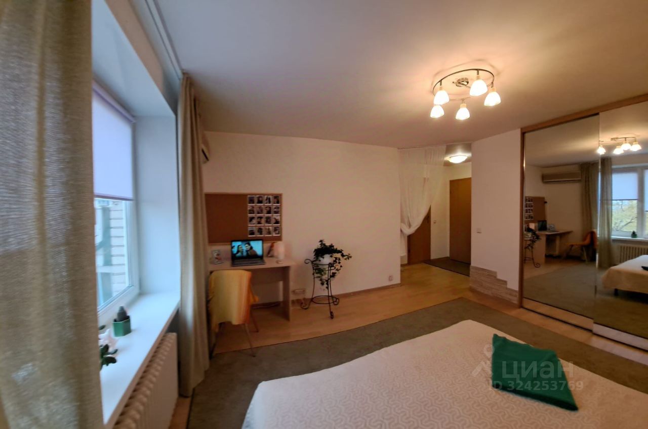 Аренда 1-комн квартиры на вторичном рынке Михалковская улица, 15