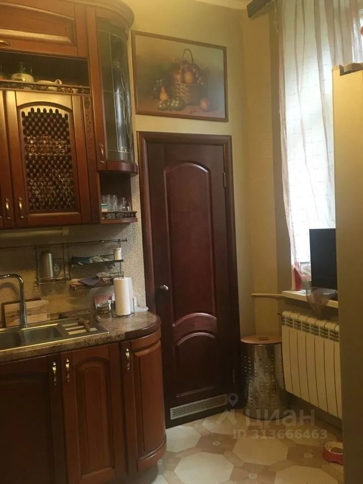 Продажа 5-комн квартиры на вторичном рынке Кронверкский проспект, 23