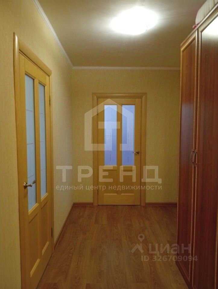 Продажа 3-комн квартиры на вторичном рынке проспект Сизова, 25