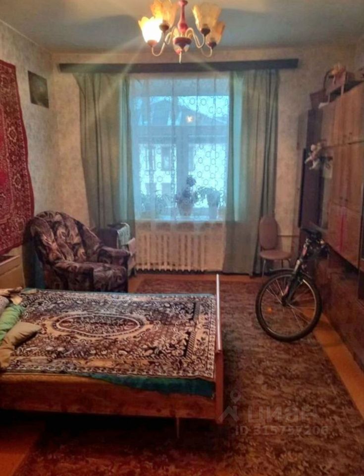 Продажа 3-комн квартиры на вторичном рынке Заветы Ильича мкр, Пушкино, Железнодорожная улица,  д. 11