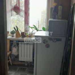 Продажа 2-комн квартиры на вторичном рынке район Щербинка, Театральная улица,  д. 6