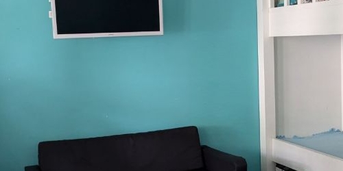 2-комн квартира улица Заморенова, 11А