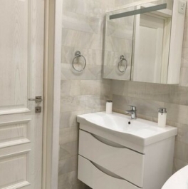 Продажа 2-комн квартиры на вторичном рынке Краснобогатырская улица,  д. 90 с1