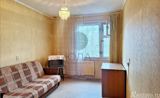 Продажа 3-комн квартиры на вторичном рынке Школьная улица,  д. 126 к2