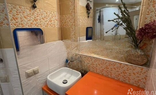 Аренда 2-комн квартиры на вторичном рынке ул Полины Осипенко,  д. 10,  к. 1