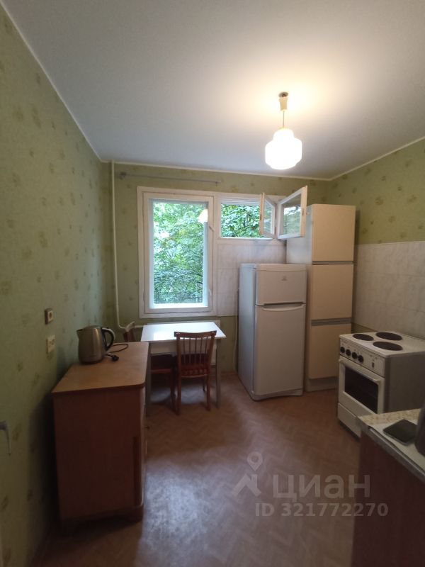 Продажа 1-комн квартиры на вторичном рынке Камышовая улица, 52к1