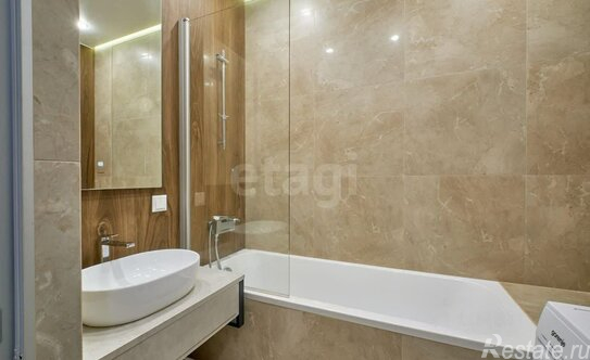 Продажа 2-комн квартиры на вторичном рынке Земледельческая улица