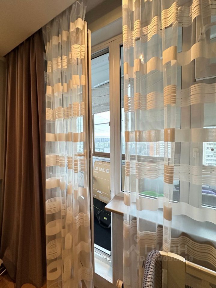 Продажа 1-комн квартиры на вторичном рынке проезд Шокальского, 11