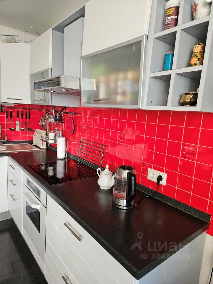 Продажа 2-комн квартиры на вторичном рынке Подольск, улица Циолковского, 3а