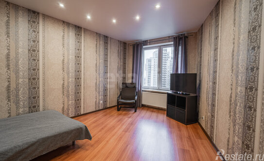 Продажа 2-комн квартиры на вторичном рынке Просвещения пр-кт,  д. 99