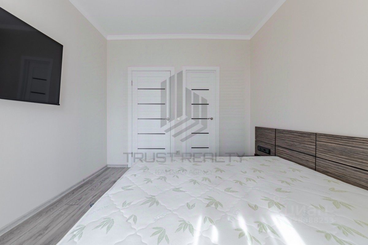 Аренда 1-комн квартиры на вторичном рынке Комендантский проспект, 63