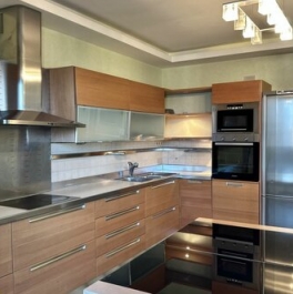 Продажа 3-комн квартиры на вторичном рынке улица Удальцова,  д. 5 к3