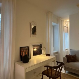 Продажа 1-комн квартиры на вторичном рынке Вадковский пер,  д. 12