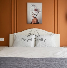 Аренда 4-комн квартиры на вторичном рынке Итальянская улица,  д. 11