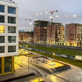 Продажа 1-комн квартиры на вторичном рынке Челюскина ул,  д. 10 с1