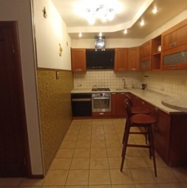 Аренда 3-комн квартиры на вторичном рынке Советская 7-я ул,  д. 18/21