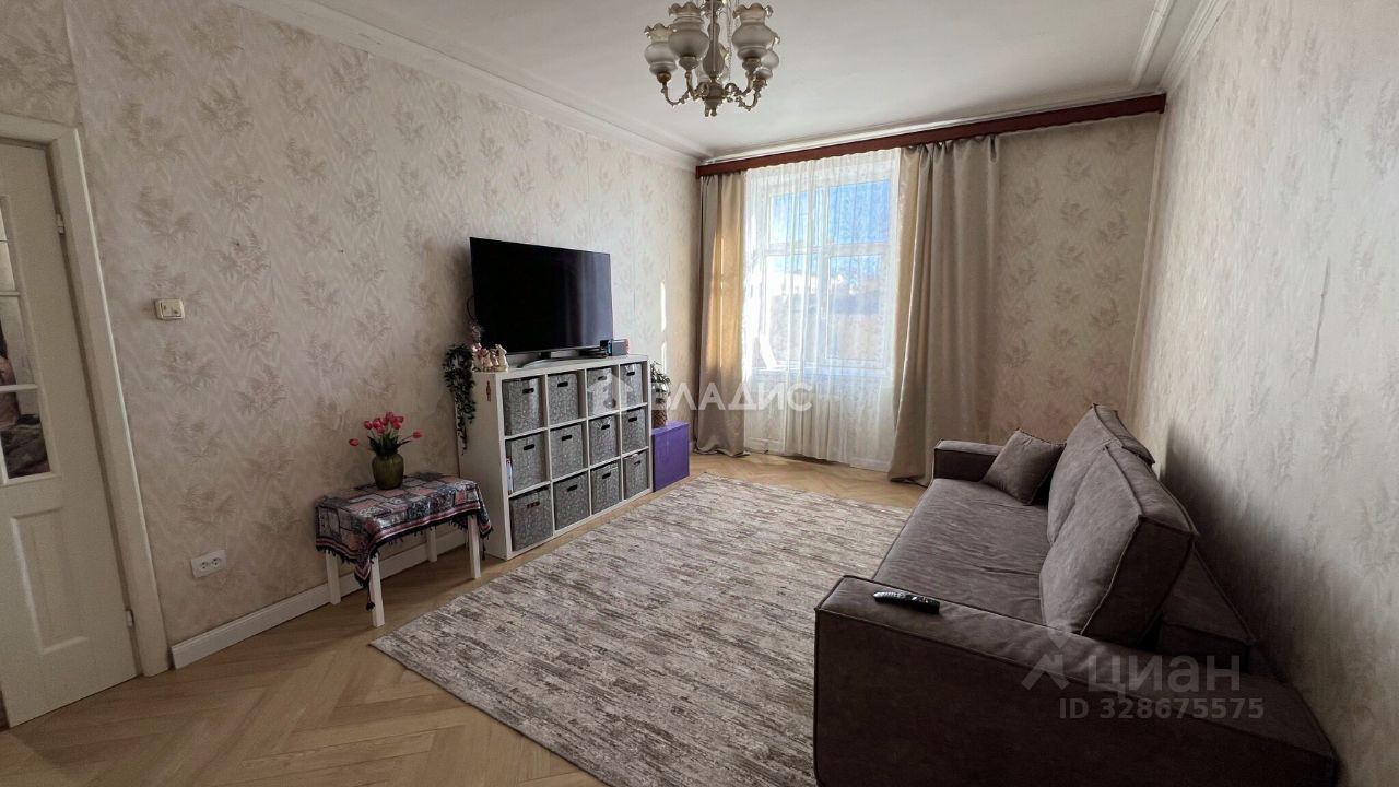 Продажа 3-комн квартиры на вторичном рынке Скобелевский пр-кт,  д. 4В