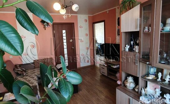 Продажа 4-комн квартиры на вторичном рынке Приозерск, ул Калинина,  д. 43