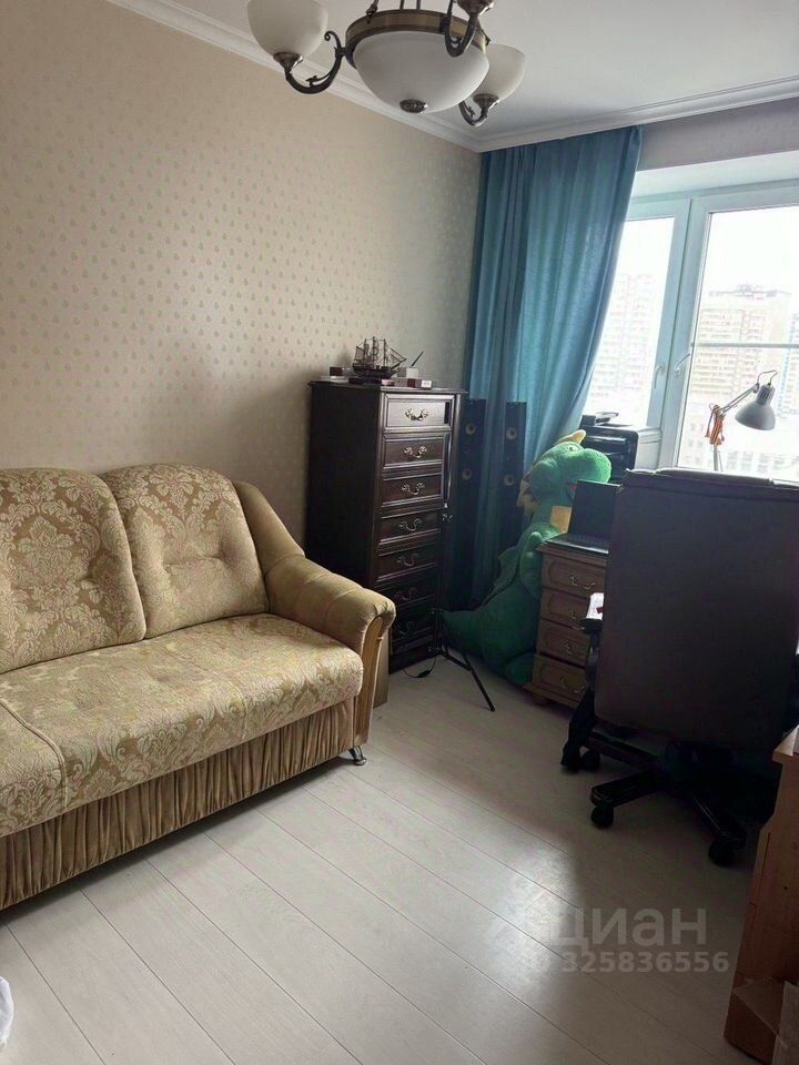 Продажа 4-комн квартиры на вторичном рынке Ленинский проспект, 84к2