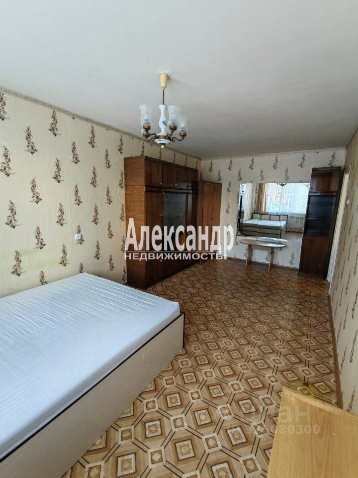 Продажа 1-комн квартиры на вторичном рынке д. Лесколово, улица Красноборская, 12