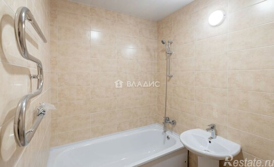 Продажа 2-комн квартиры на вторичном рынке Гостиничный проезд,  д. 10