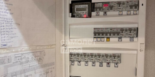 2-комн квартира ул Болотниковская,  д. 1,  к. 3