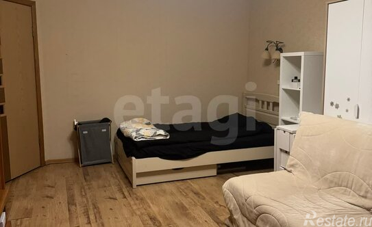 Продажа 1-комн квартиры на вторичном рынке Главная улица,  д. 25