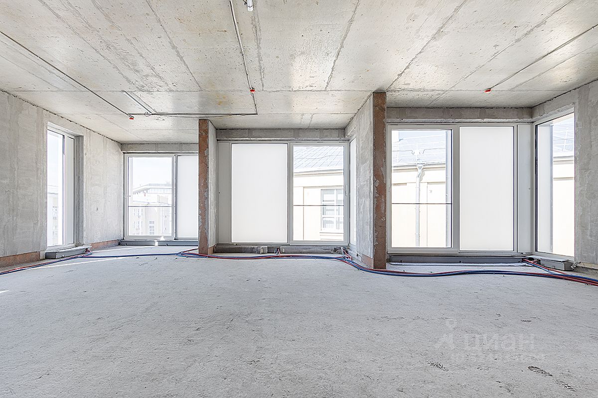 Продажа 3-комн квартиры на вторичном рынке Славянская площадь, 2/5с1