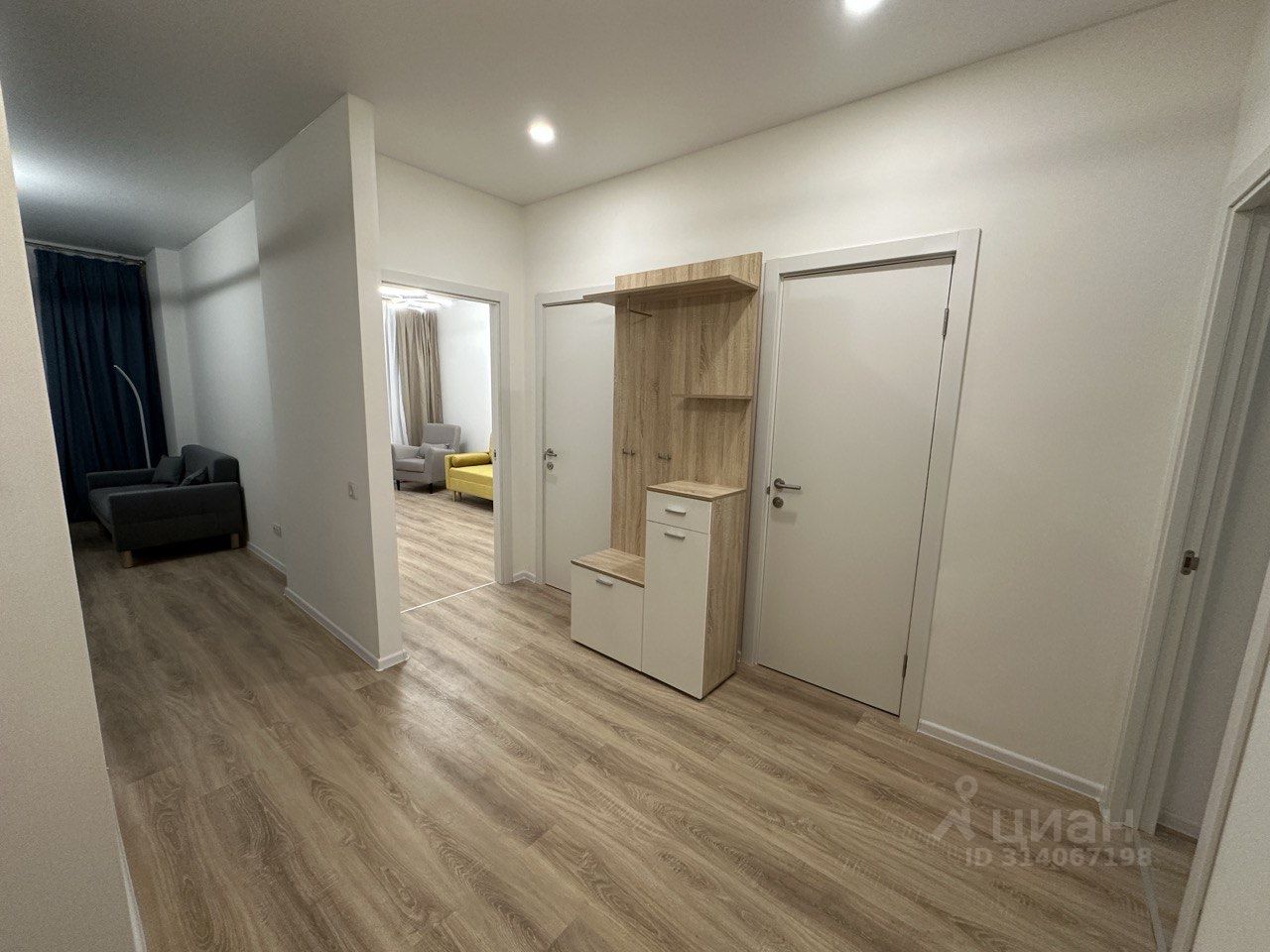 Аренда 3-комн квартиры на вторичном рынке Город-событие мкр, с. Лайково, 62