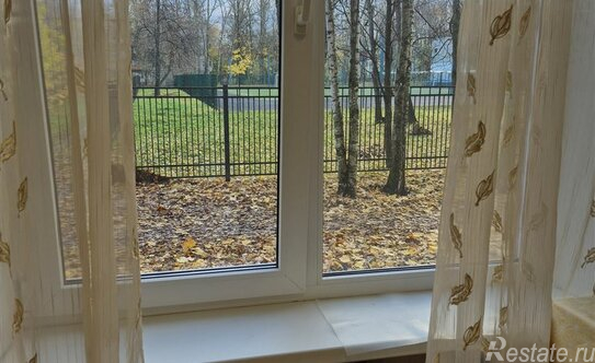 Продажа 3-комн квартиры на вторичном рынке Космонавтов пр-кт,  д. 28 к2