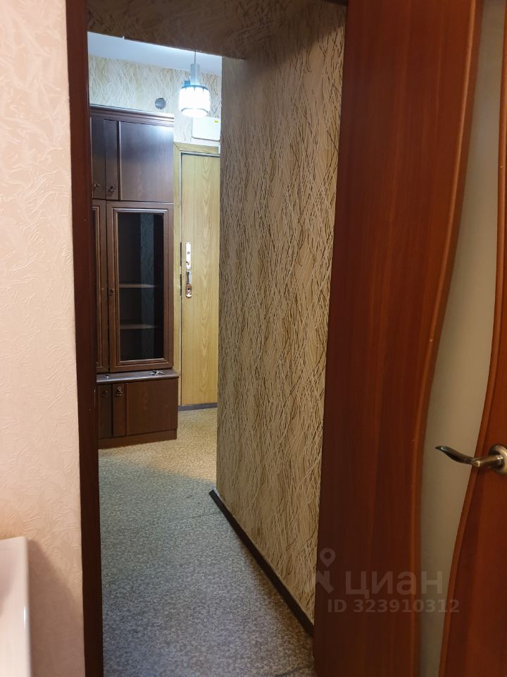 Аренда 1-комн квартиры на вторичном рынке улица Декабристов, 10К2