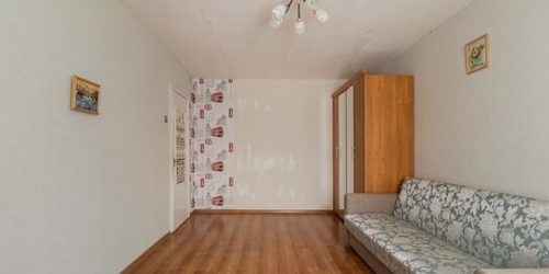 2-комн квартира улица Красного Курсанта,  д. 28