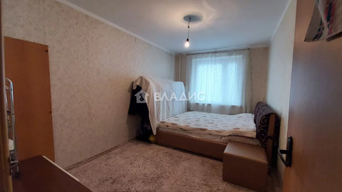 Продажа 3-комн квартиры на вторичном рынке Подольск, улица Генерала Смирнова,  д. 3