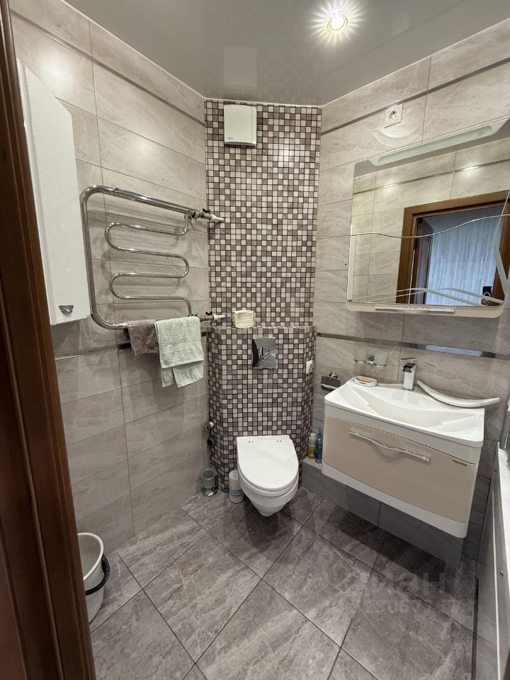 Продажа 3-комн квартиры на вторичном рынке Жуковский, улица Набережная Циолковского, 20