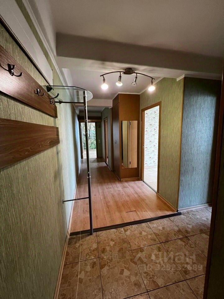 Продажа 4-комн квартиры на вторичном рынке проспект Авиаконструкторов, 14К3