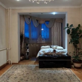 Продажа 2-комн квартиры на вторичном рынке улица Корнейчука,  д. 20