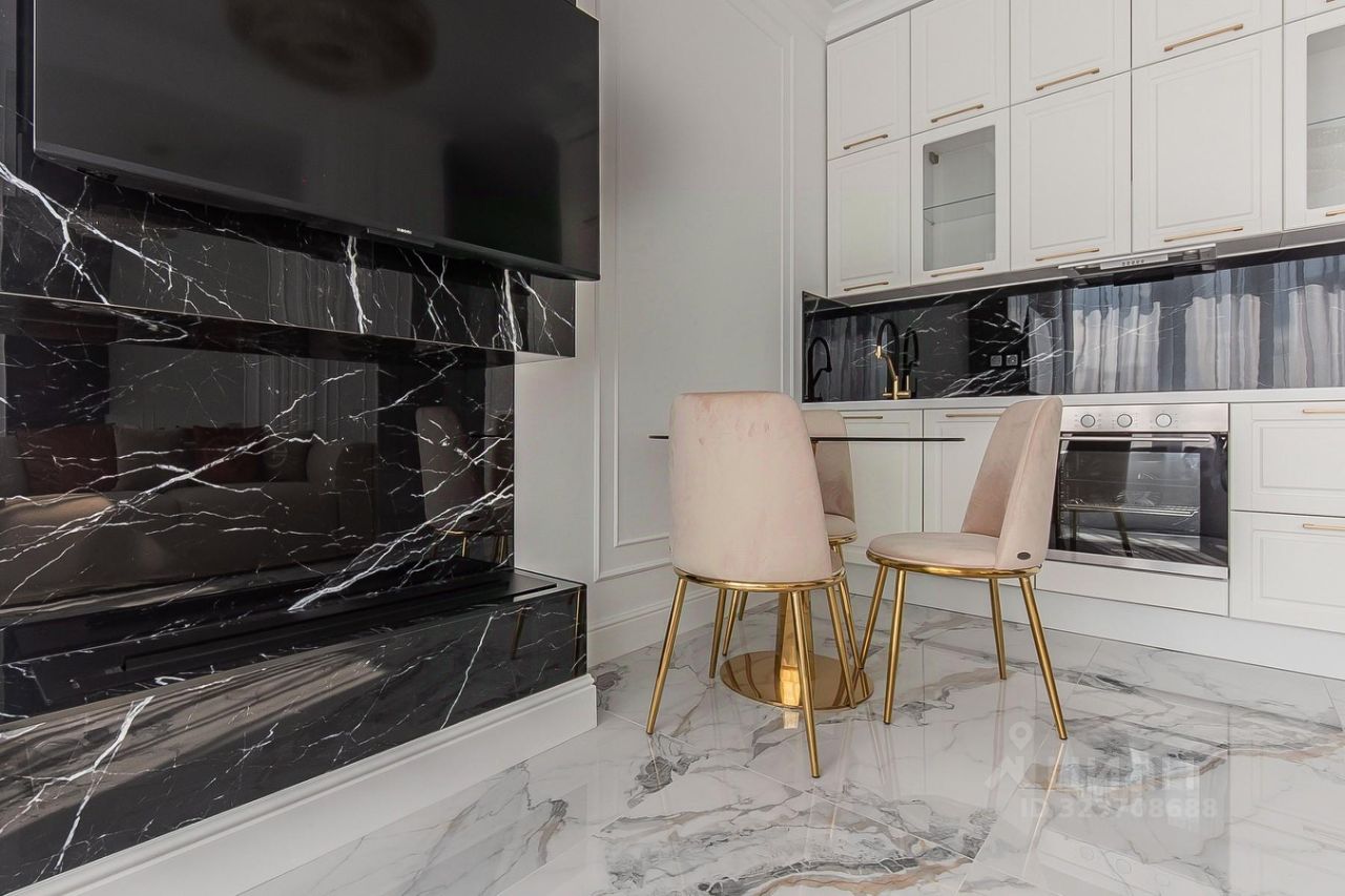 Продажа 2-комн квартиры на вторичном рынке Винницкая улица, 8к1