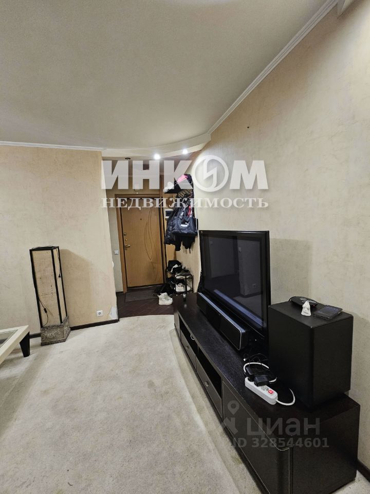 Продажа 3-комн квартиры на вторичном рынке Профсоюзная улица, 142К4