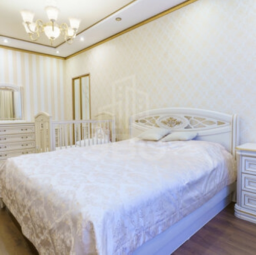 4-комн квартира Коломяжский пр-кт